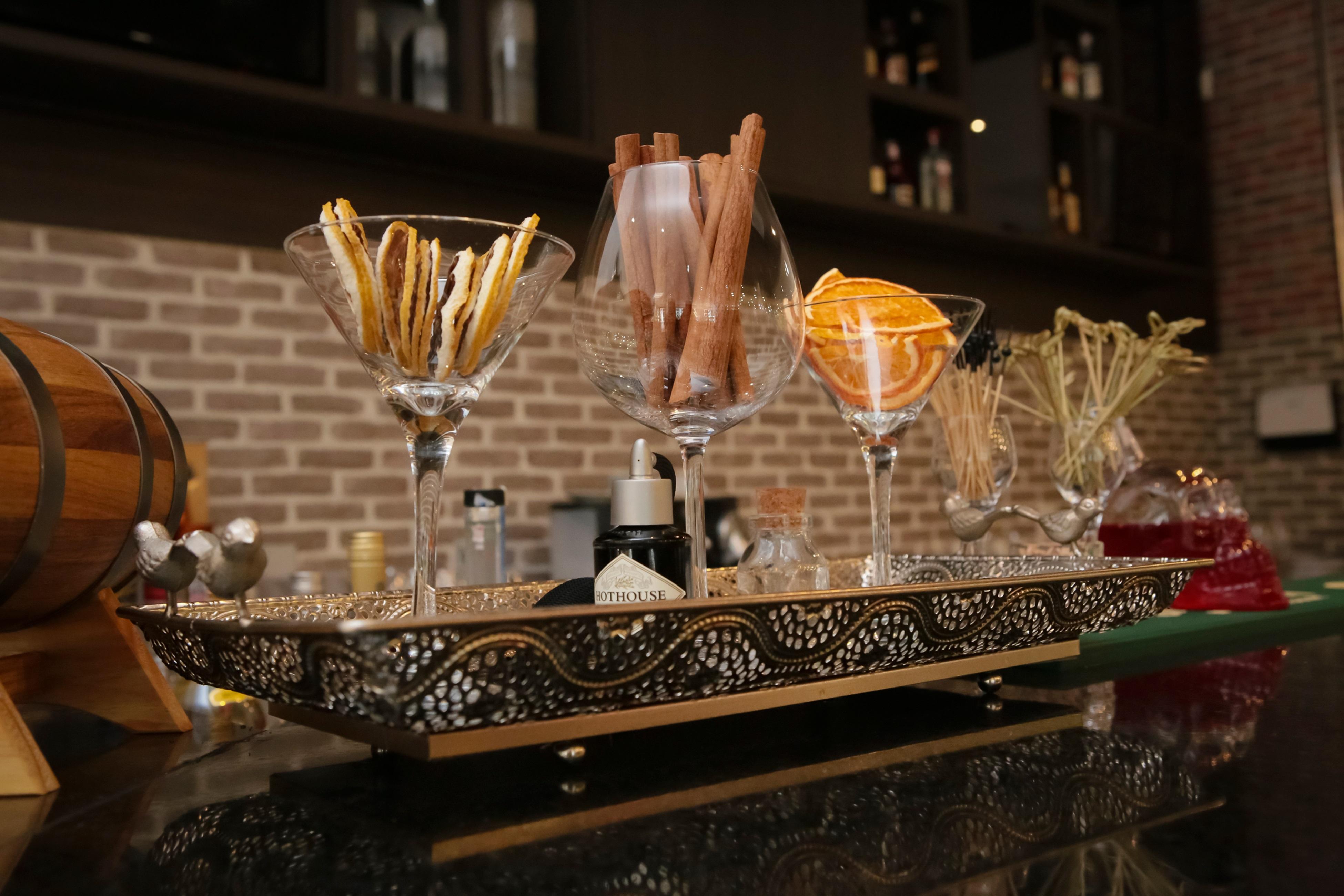 ホテル Tryp By Wyndham リベイラン・プレト エクステリア 写真 A tray of garnishes