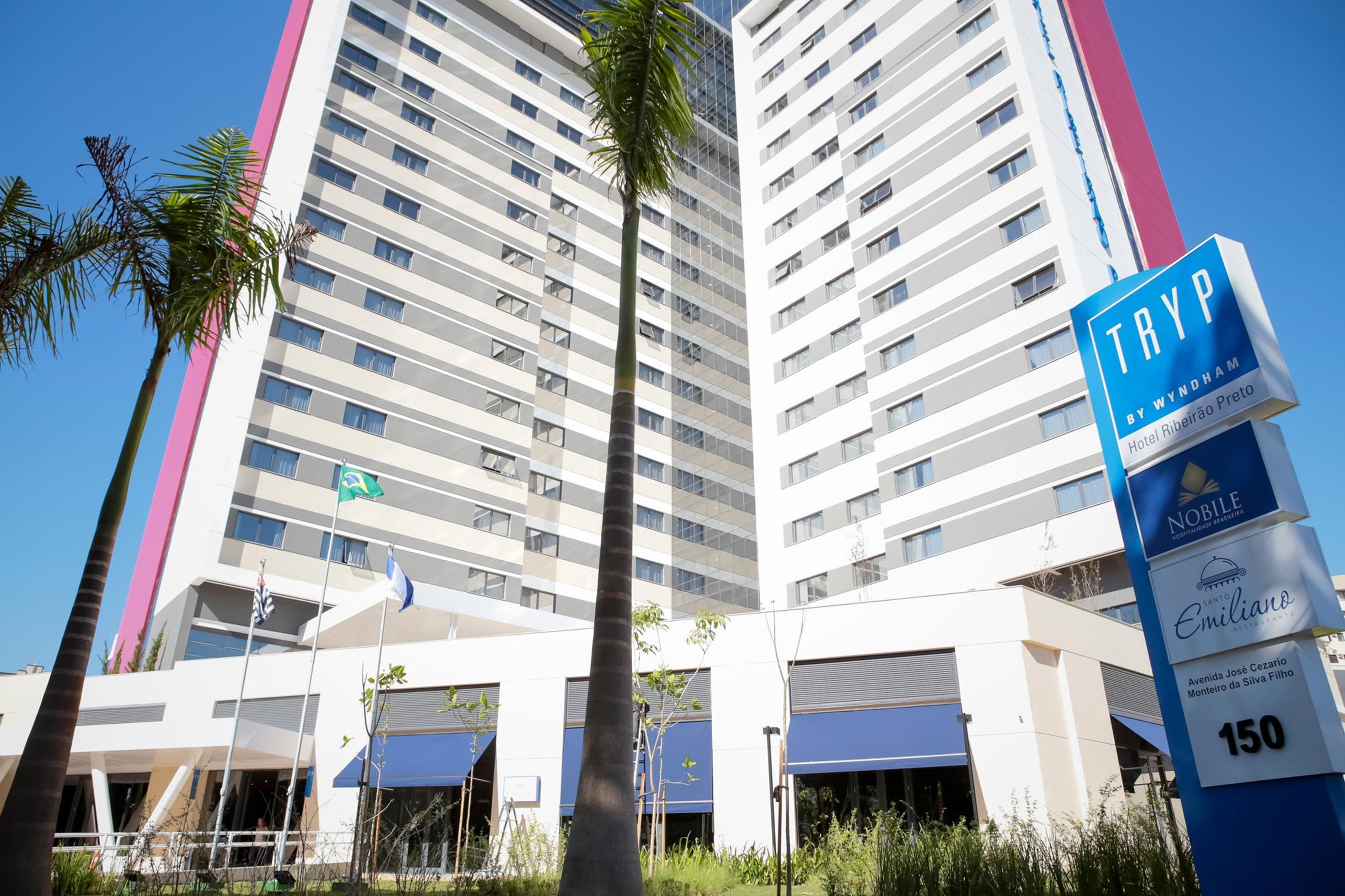 ホテル Tryp By Wyndham リベイラン・プレト エクステリア 写真