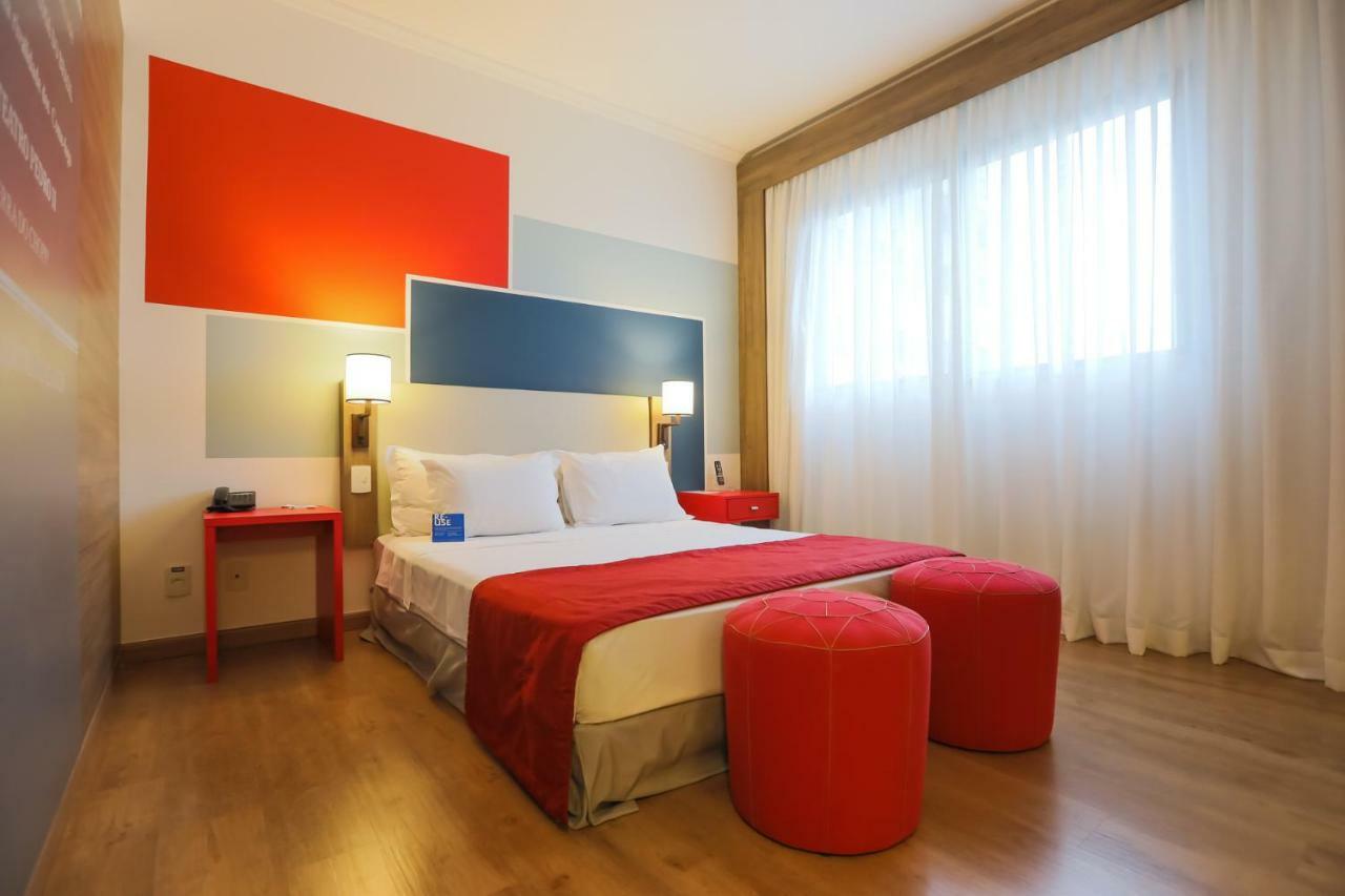 ホテル Tryp By Wyndham リベイラン・プレト エクステリア 写真 A room at the hotel